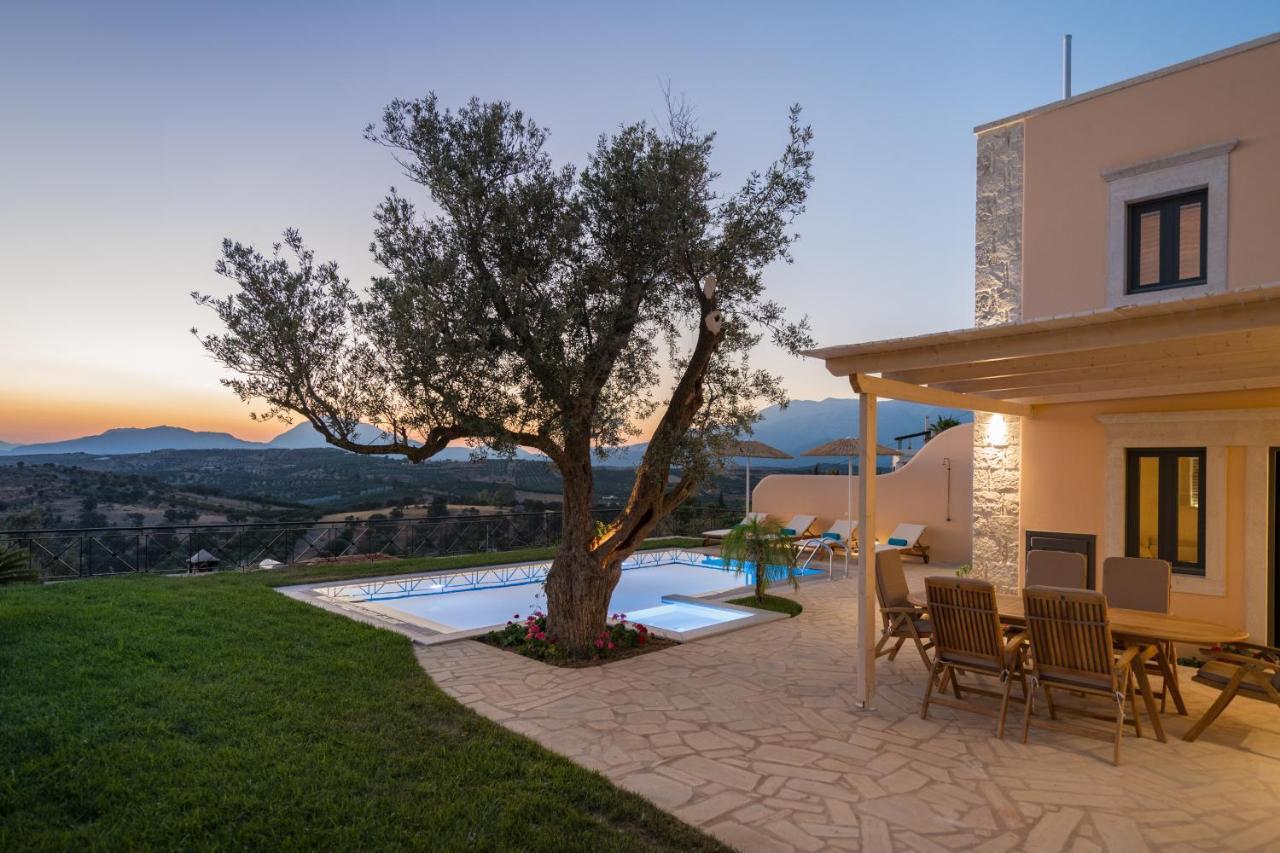 Villa Salla Sívas 外观 照片